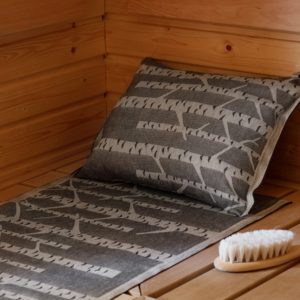 Zestaw do sauny KOIVU, czarno-biały - Lniana mata 46 x 200 cm + Poduszka do sauny 32 x 46 cm
